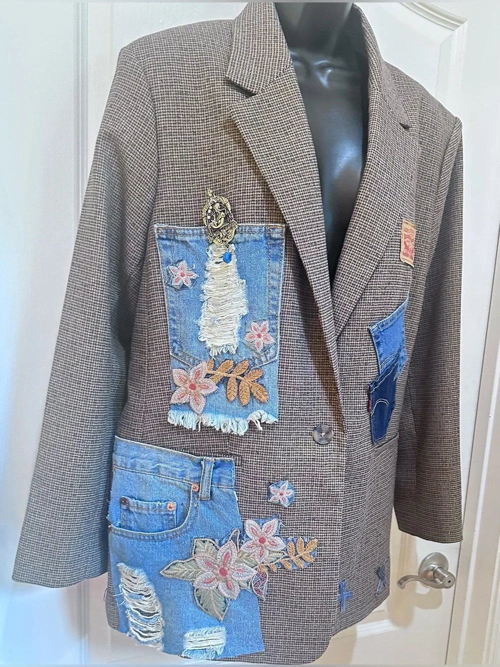 Upcycled Patchwork Embellished Brown plaid Blazer with Denim Accents size 16W - Picture 2 of 4